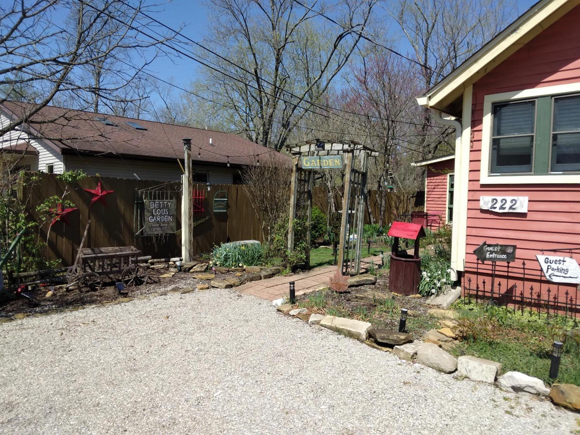 Betty Lous Garden Bed & Breakfast Nashville Bagian luar foto