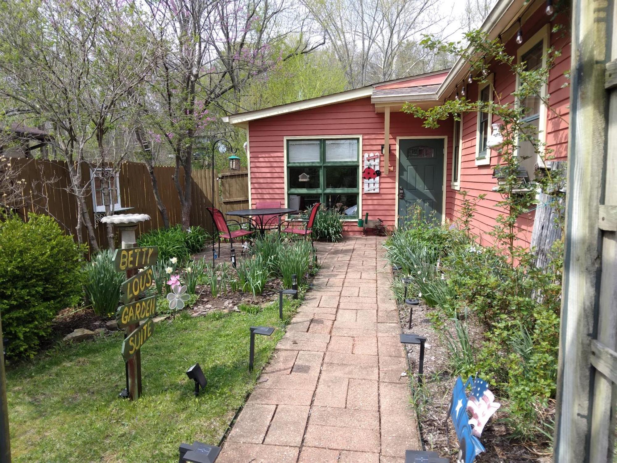 Betty Lous Garden Bed & Breakfast Nashville Bagian luar foto